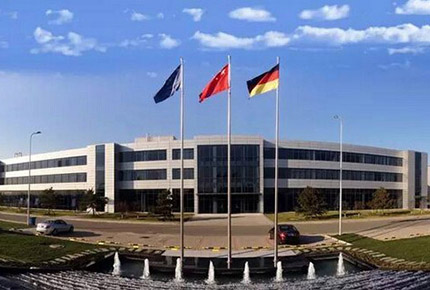 北京戴姆勒奔馳汽車發(fā)動機(jī)廠房